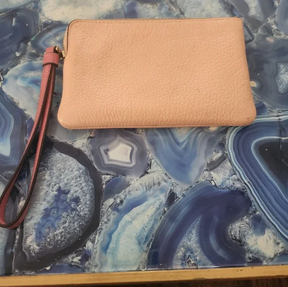 Coach Corner Zip Wristlet With Horse And Carriage - Picture 2 of 4